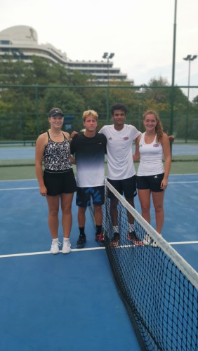 Finále mix debl juniorů – Esah Hayat a Phoebe Suthers