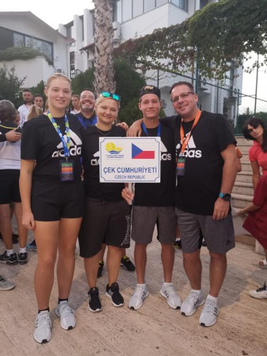 Český tým -  Kateřina Blaščíková, Veronika Grygarová, Jaroslav Šmédek ml, Jaroslav Šmédek st.