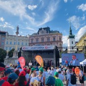 01fd0a96-4d8f-4890-8318-b5f9acb7cdb3