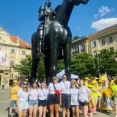 eaab2093-27b6-47b8-8a6c-f1e841b99618